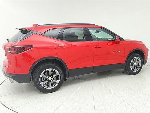 Certified 2023 Chevrolet Blazer LT w/ Convenience Package image 8