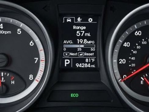 Used 2016 Hyundai Santa Fe Sport w/ Option Group 02 AWD/4WD image 8