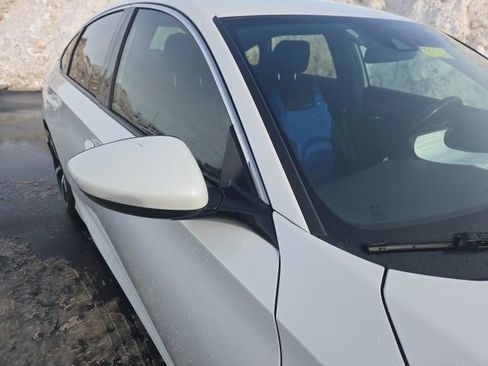 Used 2018 Honda Accord Sport image 3