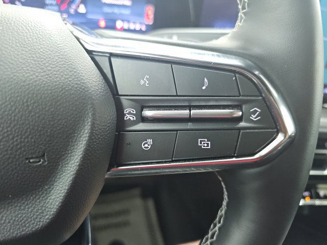 Used 2026 Chevrolet Traverse LT FWD image 15