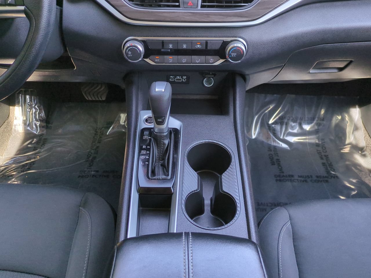 Used 2025 Nissan Altima 2.5 SV FWD image 18