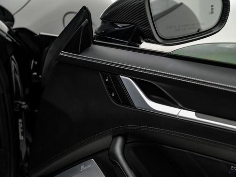 Used 2022 Porsche 911 Turbo S image 86