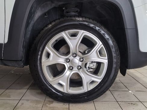 Used 2023 Jeep Renegade Limited AWD/4WD image 25