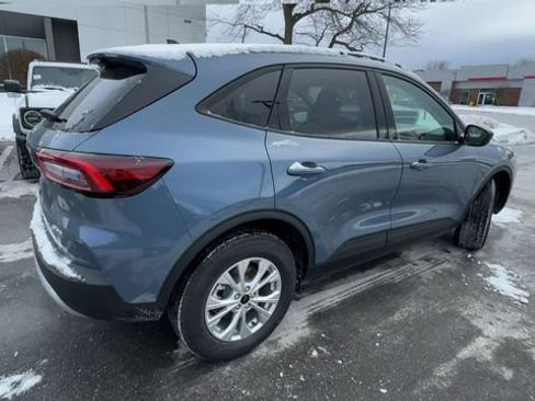 New 2025 Ford Escape Active w/ Cold Weather Package image 2