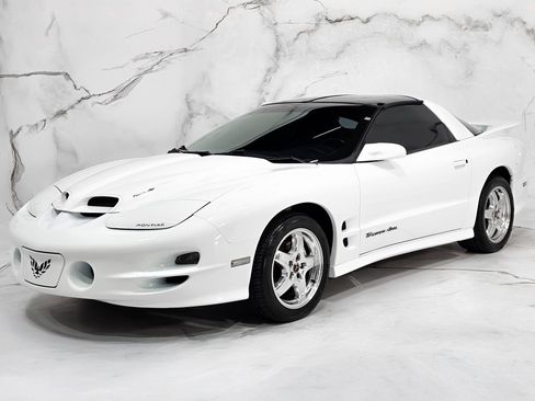 Used 2002 Pontiac Firebird Formula image 18