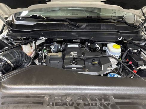 Used 2024 RAM 2500 Limited image 83