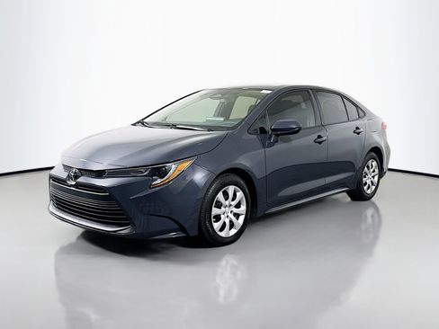 Used 2024 Toyota Corolla LE FWD image 4