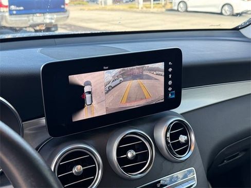 Used 2022 Mercedes-Benz GLC 300 4MATIC image 26