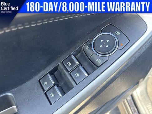 Used 2022 Ford Explorer XLT w/ Equipment Group 202A RWD image 22