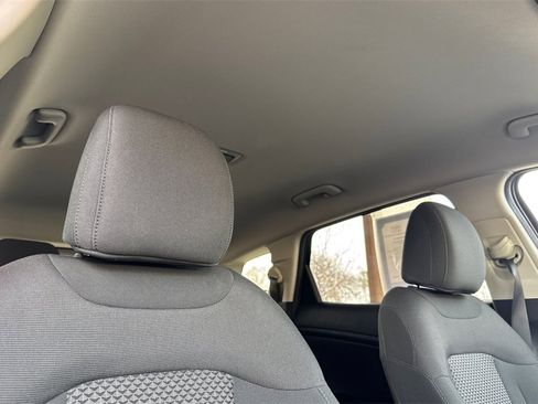 Used 2024 Kia Sportage LX image 25