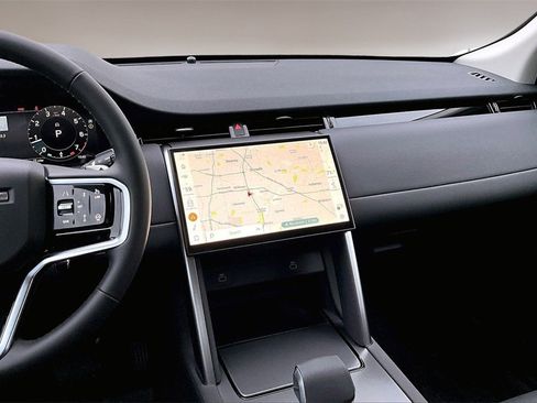 New 2025 Land Rover Discovery Sport S image 6