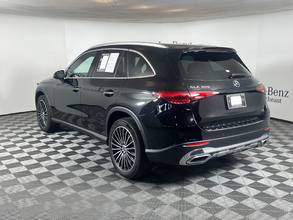 Certified 2026 Mercedes-Benz GLC 300 4MATIC image 5