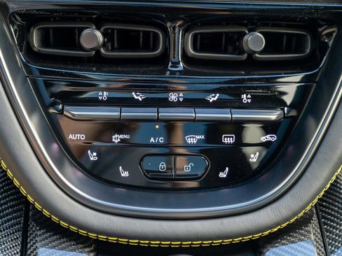 Used 2023 Aston Martin DBX 707 image 23