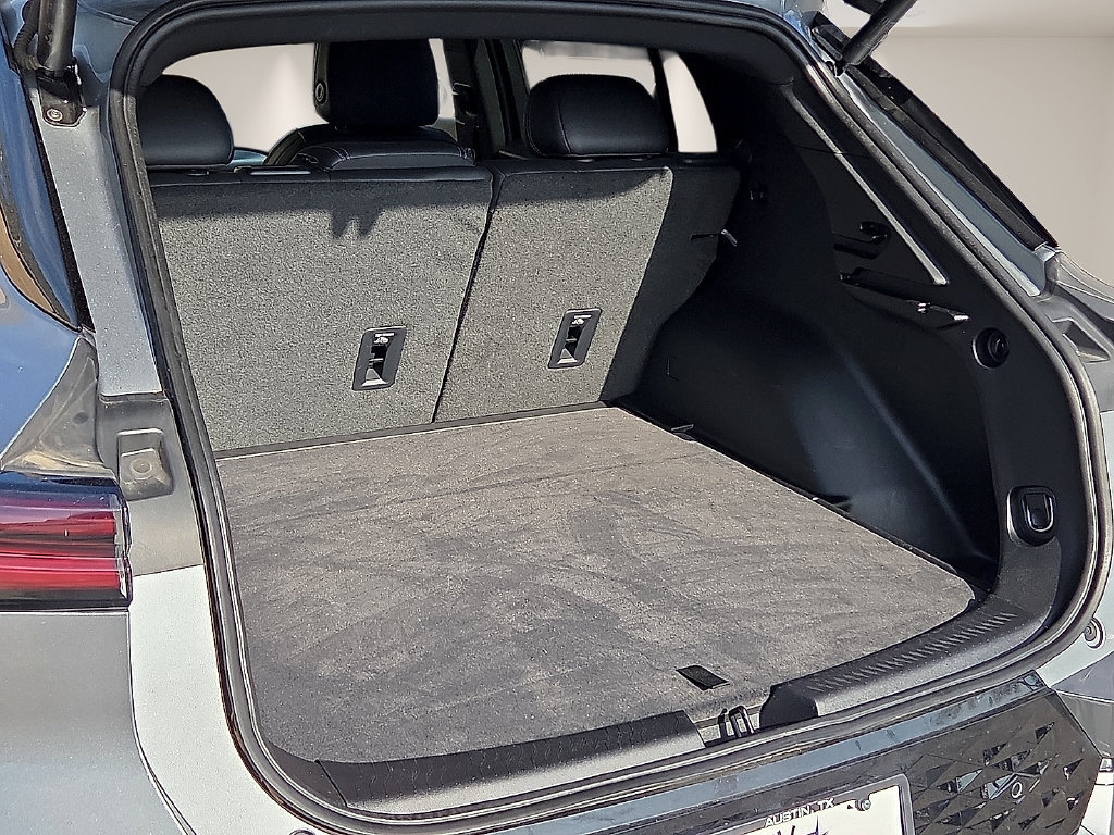 Used 2024 Chevrolet Equinox EV RS FWD image 10