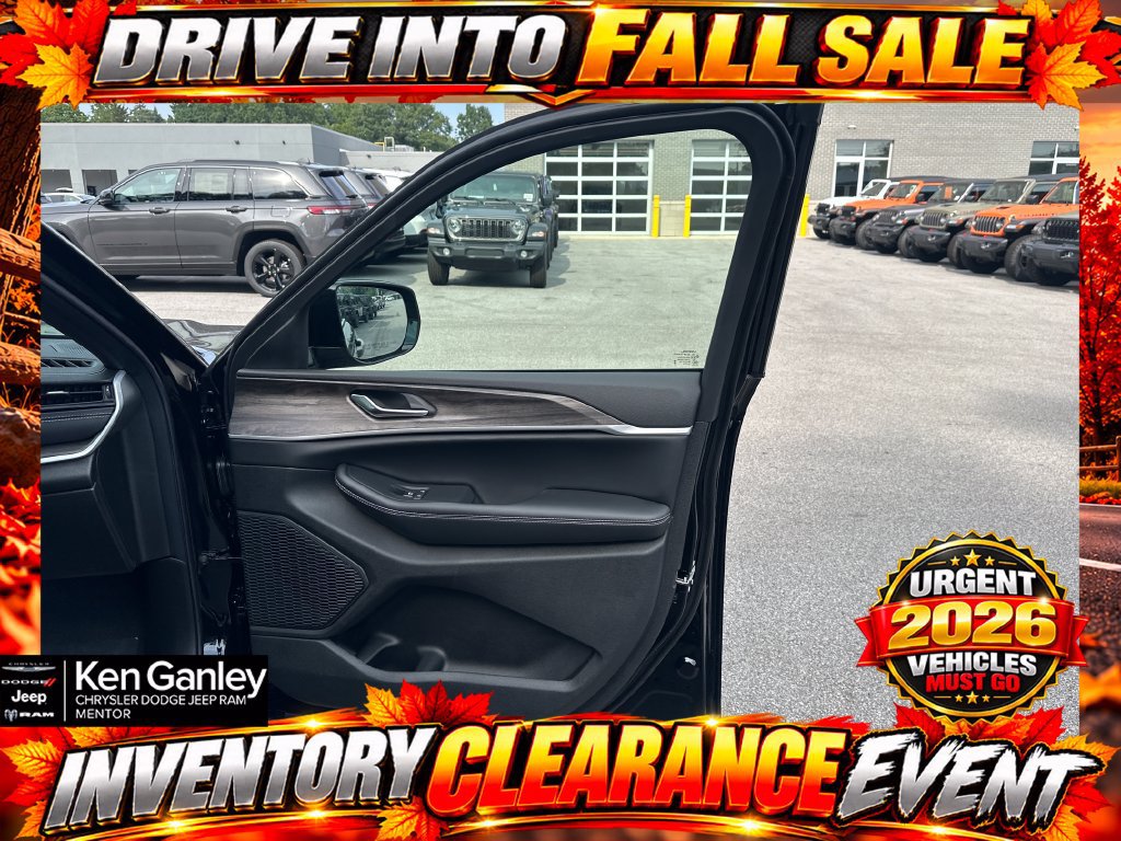 New 2026 Jeep Grand Cherokee Limited w/ Limited Altitude Package AWD/4WD image 25