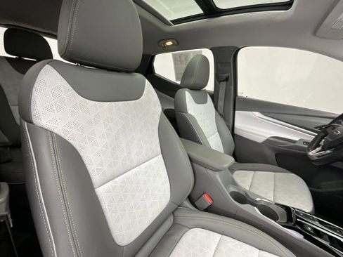 Used 2022 Chevrolet Bolt EUV Premier w/ Sun & Sound Package image 14