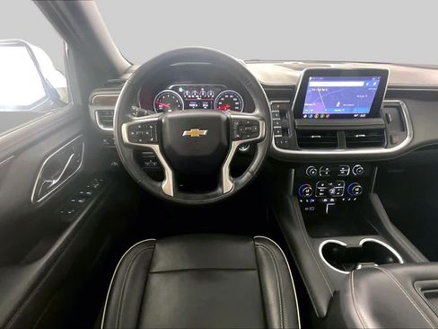 Used 2021 Chevrolet Tahoe Premier w/ Premium Package RWD image 6