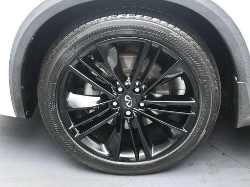 Used 2025 INFINITI QX55 Essential AWD/4WD image 12