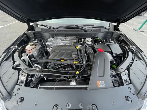 Used 2025 Chevrolet Trax LT image 27