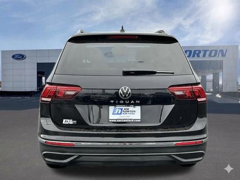 Used 2022 Volkswagen Tiguan S FWD image 6