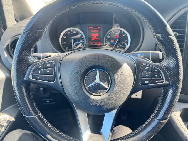 Used 2022 Mercedes-Benz Metris image 22