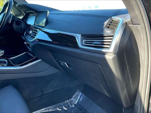 Used 2020 BMW X5 xDrive40i w/ Premium Package image 19