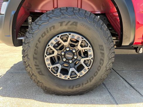 Used 2025 Ford F150 Raptor w/ Equipment Group 803A Raptor R AWD/4WD image 10