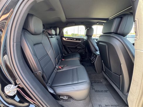 New 2026 Porsche Cayenne E-Hybrid Coupe image 28