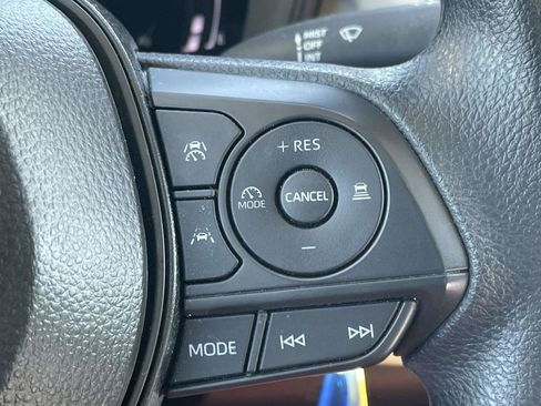 Used 2026 Toyota Corolla LE FWD image 21