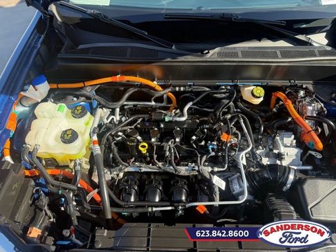 Certified 2024 Ford Maverick XLT w/ XLT Luxury Package image 16