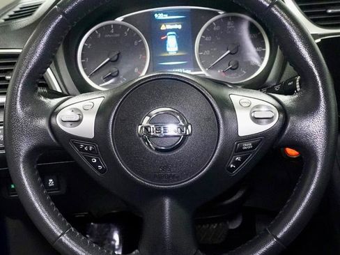 Used 2016 Nissan Sentra SV w/ Style Package image 12