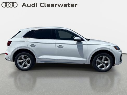 Certified 2023 Audi Q5 Premium w/ Convenience Package AWD/4WD image 5