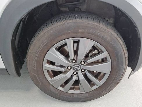 Used 2023 Nissan Pathfinder SV FWD image 34