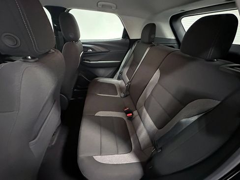 Used 2024 Chevrolet TrailBlazer LS FWD image 16