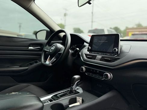 Used 2019 Nissan Altima 2.5 S AWD/4WD image 40