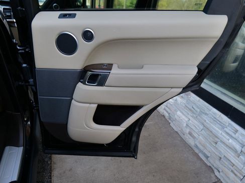 Used 2015 Land Rover Range Rover Sport HSE AWD/4WD image 39
