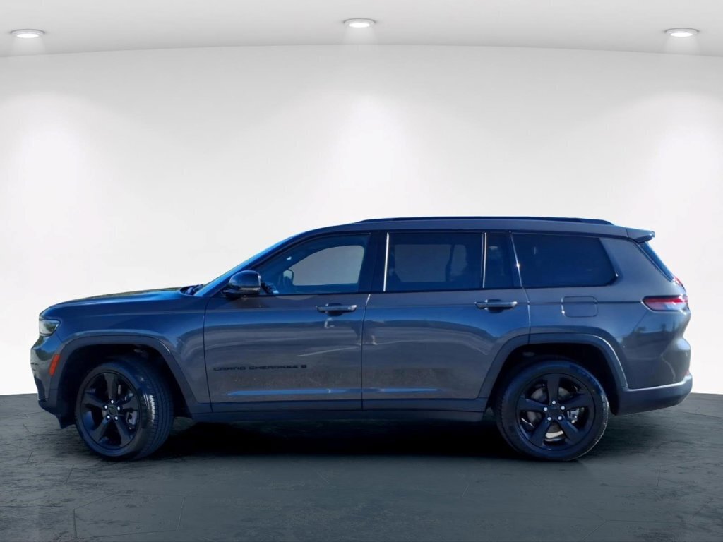 Used 2023 Jeep Grand Cherokee L Laredo AWD/4WD image 14