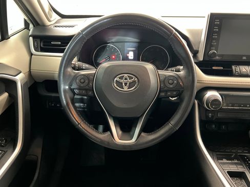 Used 2021 Toyota RAV4 XLE Premium w/ Carpet Mat Package (TMS) image 13