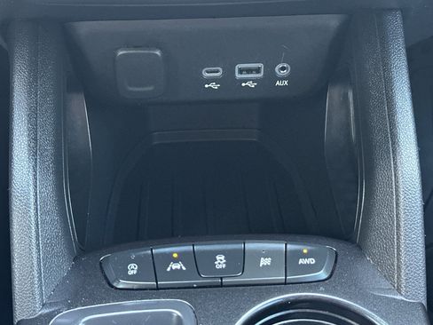 Used 2023 Chevrolet TrailBlazer LT AWD/4WD image 28