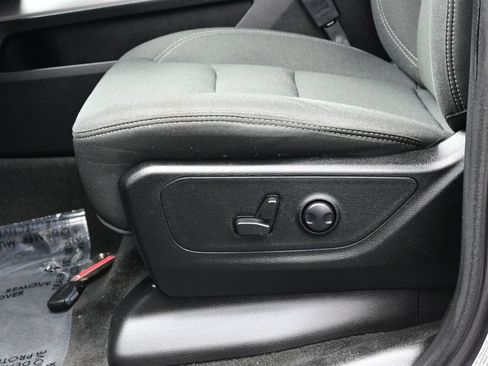Used 2023 RAM 1500 Big Horn AWD/4WD image 11