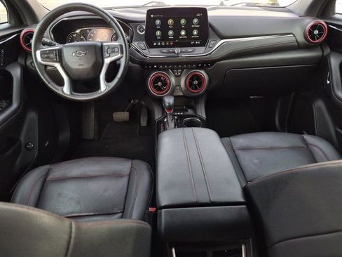 Used 2023 Chevrolet Blazer RS w/ Enhanced Convenience Package FWD image 17