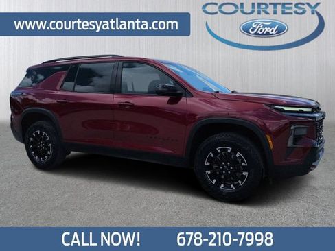 Used 2024 Chevrolet Traverse Z71 AWD/4WD image 1