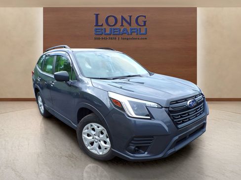 Used 2022 Subaru Forester AWD/4WD image 3