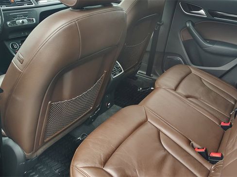 Used 2016 Audi Q3 2.0T Prestige w/ Prestige Package image 30