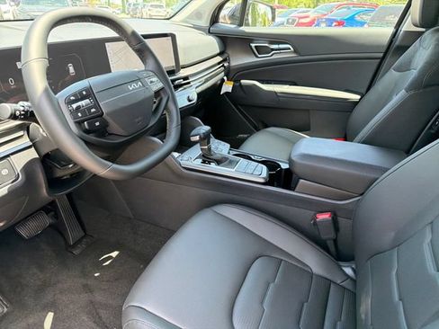 New 2026 Kia Sportage SX FWD image 18