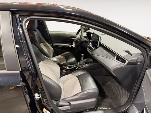 Used 2020 Toyota Corolla XSE FWD image 16