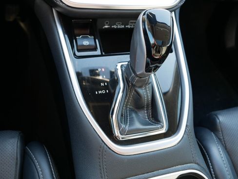 Used 2023 Subaru Outback Limited image 24