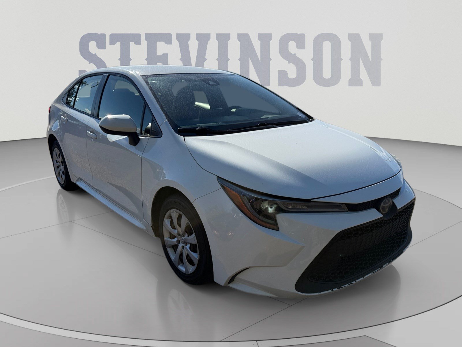 Used 2020 Toyota Corolla LE FWD image 3