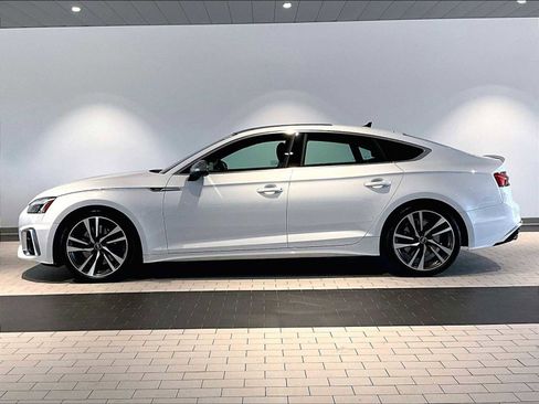 Used 2023 Audi S5 Premium Plus image 2