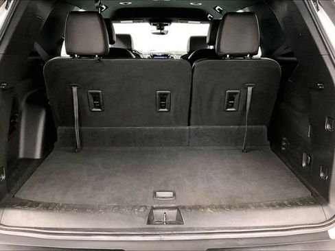 Used 2023 Chevrolet Traverse RS AWD/4WD image 42